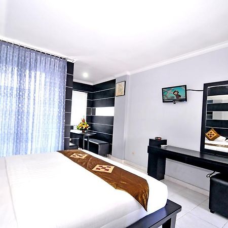 Arya Hotel & Spa Kuta Lombok Exteriör bild