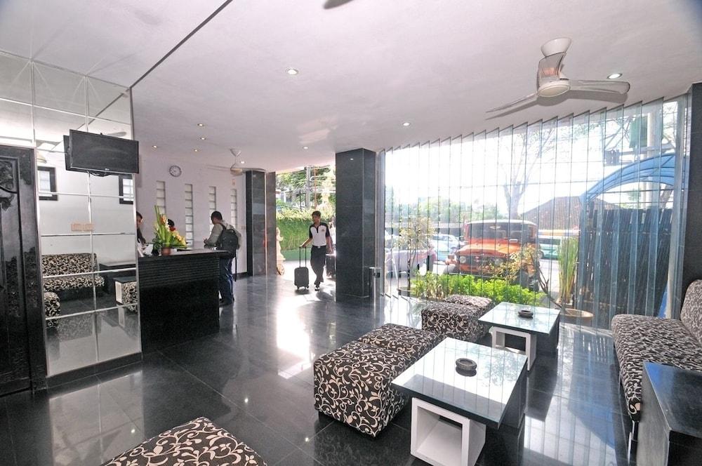 Arya Hotel & Spa Kuta Lombok Exteriör bild